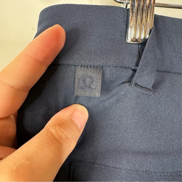 Lululemon Commission Classic-Fit Pant 30" *Warpstreme
True Navy Size 34 - Picture 7 of 8